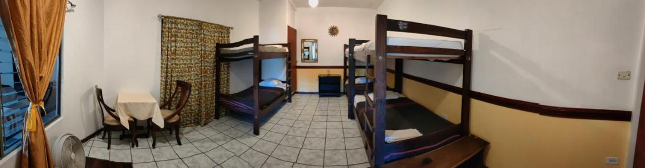 Hostel Shakti Сан Хосе Екстериор снимка