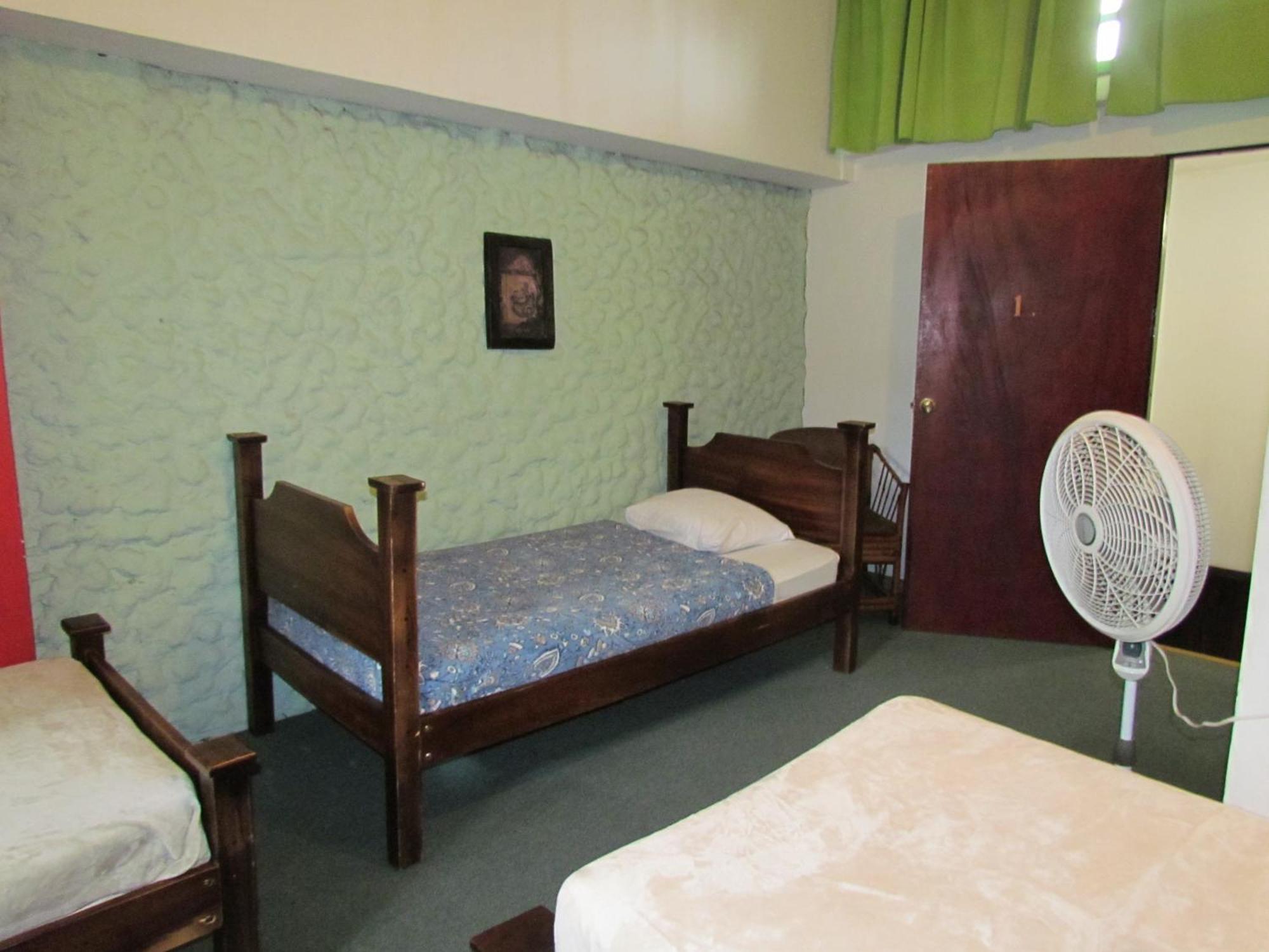 Hostel Shakti Сан Хосе Екстериор снимка